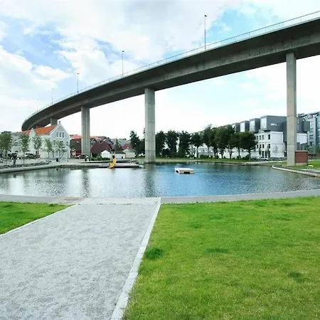Appartamento Spacious Waterfront With Free Parking - Upgraded 2024 Stavanger