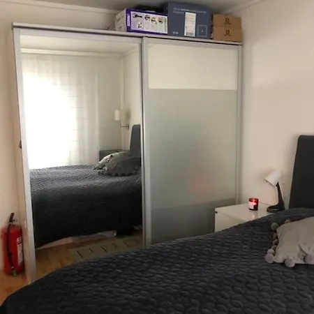 Spacious Waterfront With Free Parking - Upgraded 2024 *